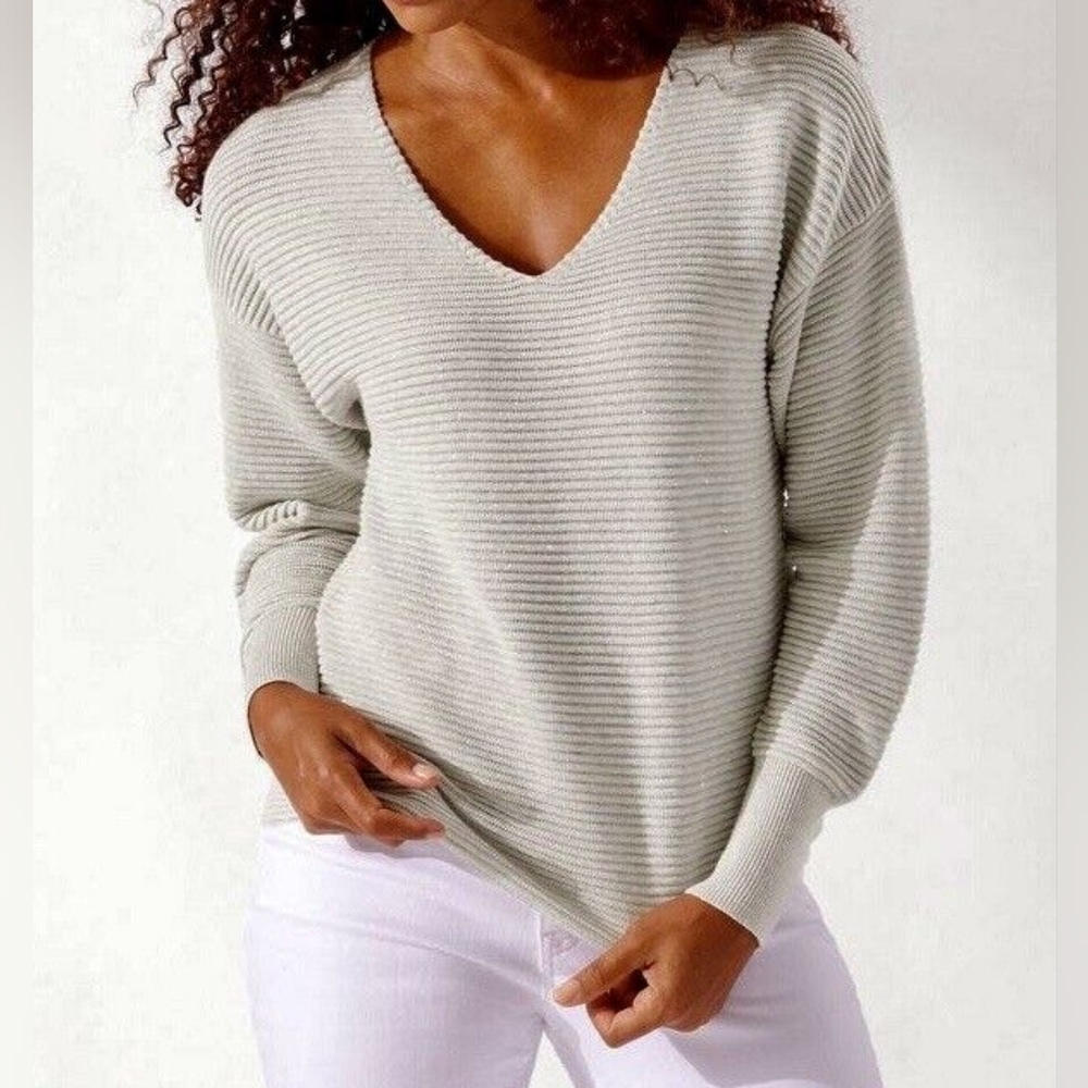 Tommy Bahama Pearl Grey Heather V-Neck Sweater.